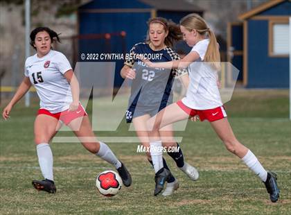 Thumbnail 2 in Mullen vs Smoky Hill photogallery.