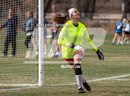 Thumbnail 1 in Mullen vs Smoky Hill photogallery.