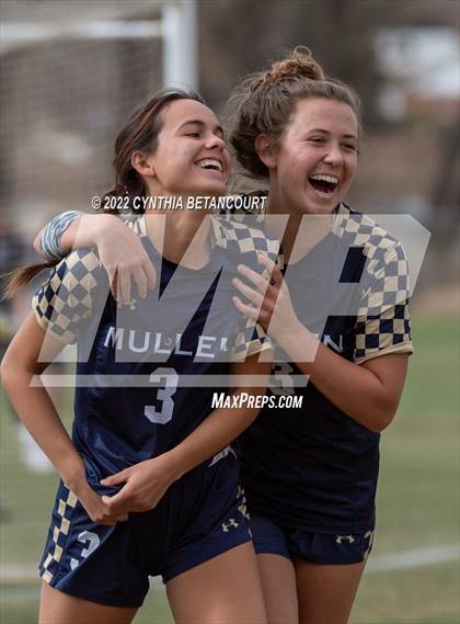 Thumbnail 3 in Mullen vs Smoky Hill photogallery.