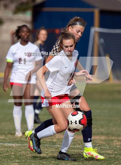 Thumbnail 1 in Mullen vs Smoky Hill photogallery.