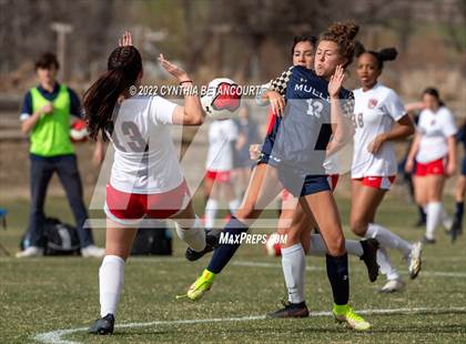 Thumbnail 1 in Mullen vs Smoky Hill photogallery.
