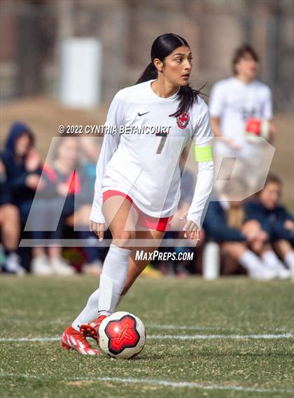 Thumbnail 1 in Mullen vs Smoky Hill photogallery.