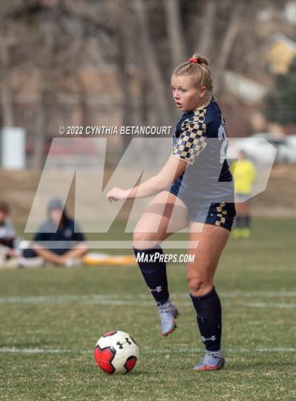 Thumbnail 3 in Mullen vs Smoky Hill photogallery.