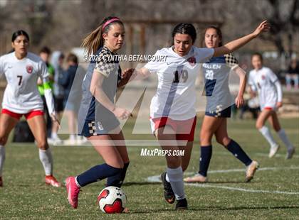 Thumbnail 1 in Mullen vs Smoky Hill photogallery.