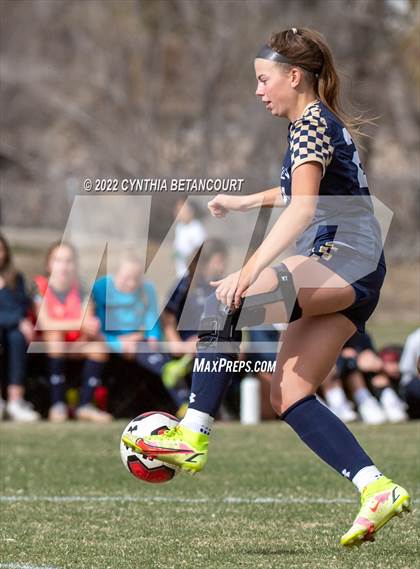Thumbnail 1 in Mullen vs Smoky Hill photogallery.