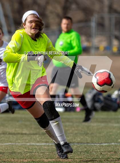 Thumbnail 3 in Mullen vs Smoky Hill photogallery.