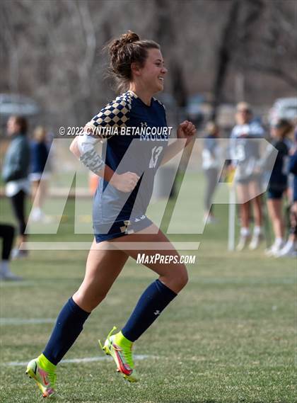 Thumbnail 2 in Mullen vs Smoky Hill photogallery.