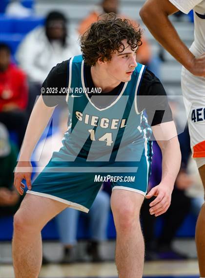 Thumbnail 1 in Siegel vs Blackman (TSSAA Regional SemiFinal) photogallery.