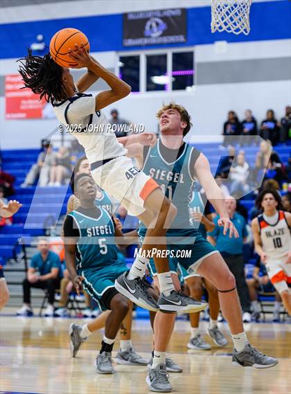 Thumbnail 1 in Siegel vs Blackman (TSSAA Regional SemiFinal) photogallery.