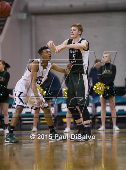 Thumbnail 3 in Overland vs. Mountain Vista (CHSAA 5A Great 8) photogallery.