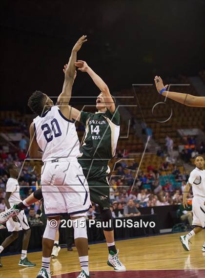Thumbnail 1 in Overland vs. Mountain Vista (CHSAA 5A Great 8) photogallery.