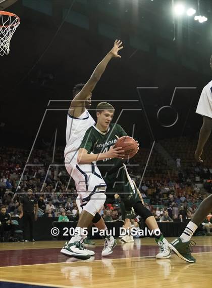 Thumbnail 2 in Overland vs. Mountain Vista (CHSAA 5A Great 8) photogallery.