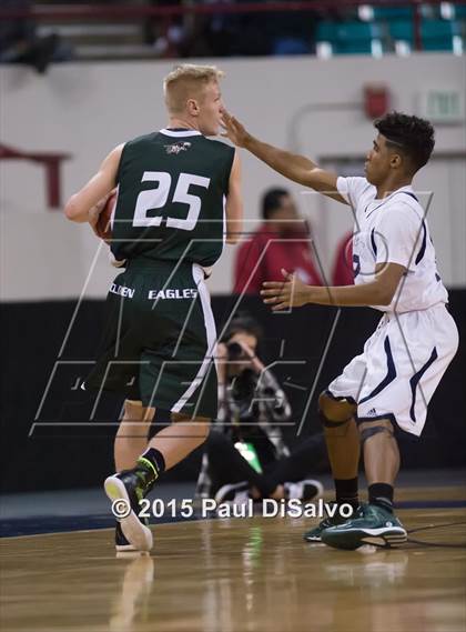 Thumbnail 1 in Overland vs. Mountain Vista (CHSAA 5A Great 8) photogallery.