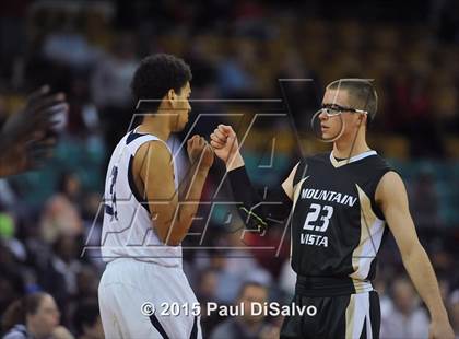 Thumbnail 3 in Overland vs. Mountain Vista (CHSAA 5A Great 8) photogallery.