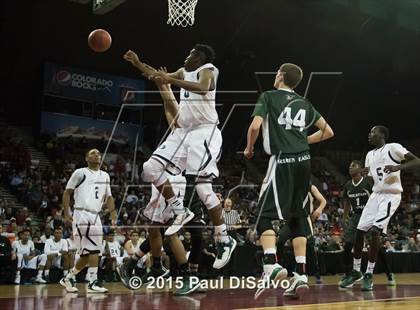 Thumbnail 1 in Overland vs. Mountain Vista (CHSAA 5A Great 8) photogallery.