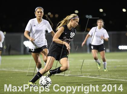 Thumbnail 2 in Bravo vs. Verdugo Hills (CIF L.A. City Section D2 Final) photogallery.