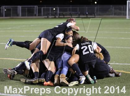 Thumbnail 2 in Bravo vs. Verdugo Hills (CIF L.A. City Section D2 Final) photogallery.