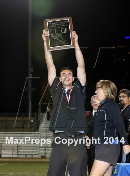 Thumbnail 1 in Bravo vs. Verdugo Hills (CIF L.A. City Section D2 Final) photogallery.