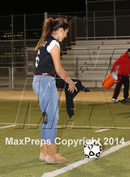 Thumbnail 3 in Bravo vs. Verdugo Hills (CIF L.A. City Section D2 Final) photogallery.