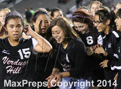 Thumbnail 2 in Bravo vs. Verdugo Hills (CIF L.A. City Section D2 Final) photogallery.