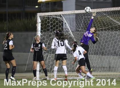 Thumbnail 2 in Bravo vs. Verdugo Hills (CIF L.A. City Section D2 Final) photogallery.