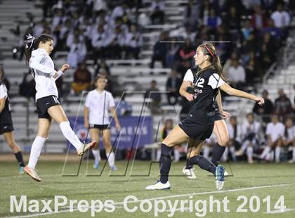 Thumbnail 3 in Bravo vs. Verdugo Hills (CIF L.A. City Section D2 Final) photogallery.