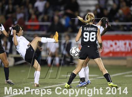 Thumbnail 3 in Bravo vs. Verdugo Hills (CIF L.A. City Section D2 Final) photogallery.