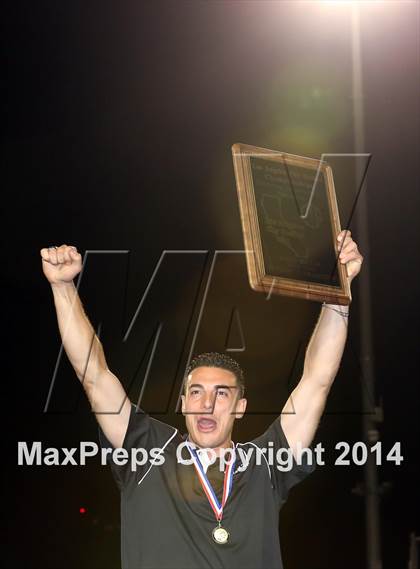 Thumbnail 2 in Bravo vs. Verdugo Hills (CIF L.A. City Section D2 Final) photogallery.