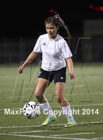 Thumbnail 3 in Bravo vs. Verdugo Hills (CIF L.A. City Section D2 Final) photogallery.