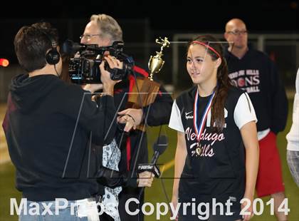 Thumbnail 1 in Bravo vs. Verdugo Hills (CIF L.A. City Section D2 Final) photogallery.