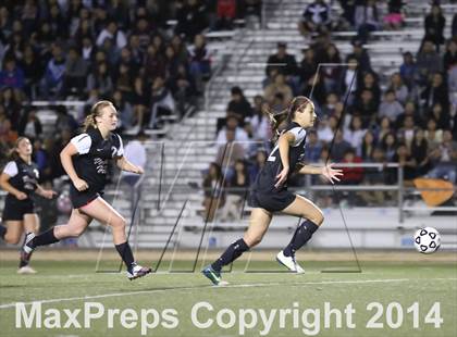 Thumbnail 3 in Bravo vs. Verdugo Hills (CIF L.A. City Section D2 Final) photogallery.