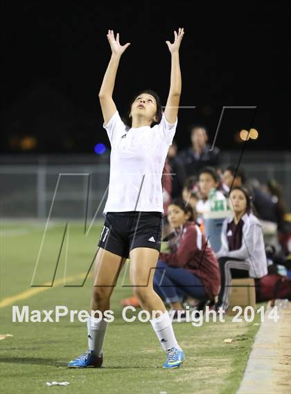 Thumbnail 1 in Bravo vs. Verdugo Hills (CIF L.A. City Section D2 Final) photogallery.