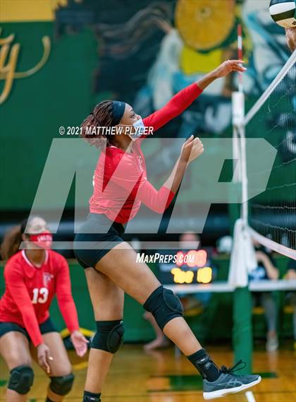 Thumbnail 3 in Jack Britt vs. Seventy-First (Trojan Invitational Tournament) photogallery.