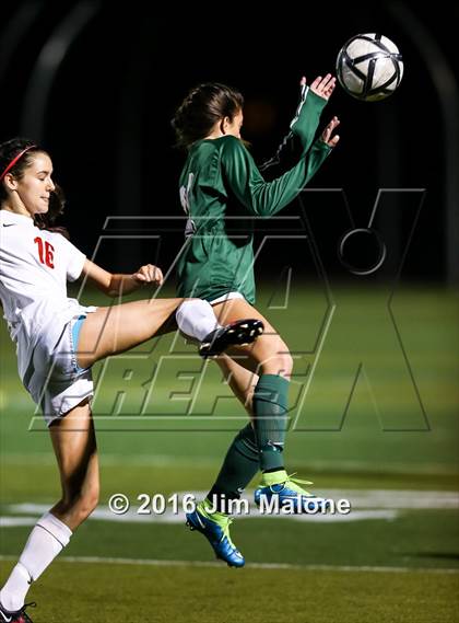 Thumbnail 3 in San Ramon Valley vs. Carondelet (CIF NCS D1 Final) photogallery.