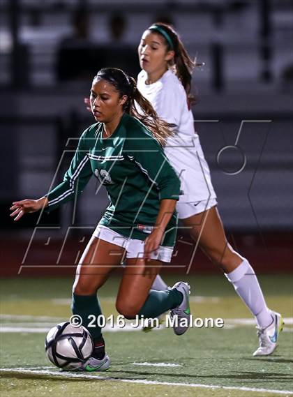 Thumbnail 3 in San Ramon Valley vs. Carondelet (CIF NCS D1 Final) photogallery.