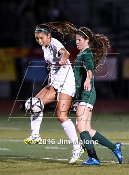 Thumbnail 3 in San Ramon Valley vs. Carondelet (CIF NCS D1 Final) photogallery.