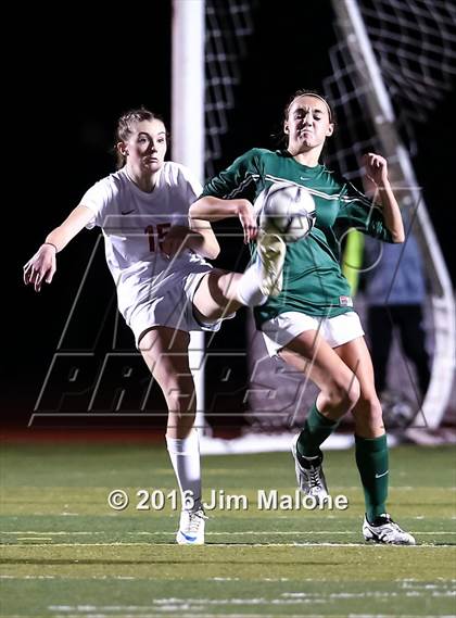 Thumbnail 3 in San Ramon Valley vs. Carondelet (CIF NCS D1 Final) photogallery.