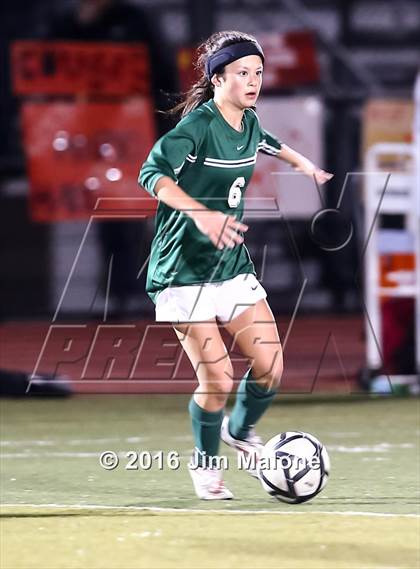 Thumbnail 1 in San Ramon Valley vs. Carondelet (CIF NCS D1 Final) photogallery.