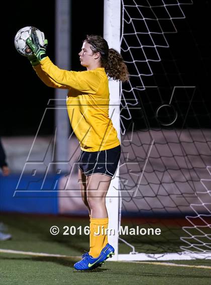 Thumbnail 2 in San Ramon Valley vs. Carondelet (CIF NCS D1 Final) photogallery.