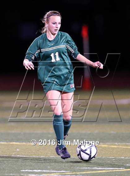 Thumbnail 2 in San Ramon Valley vs. Carondelet (CIF NCS D1 Final) photogallery.