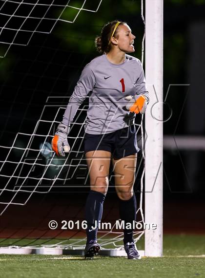 Thumbnail 2 in San Ramon Valley vs. Carondelet (CIF NCS D1 Final) photogallery.
