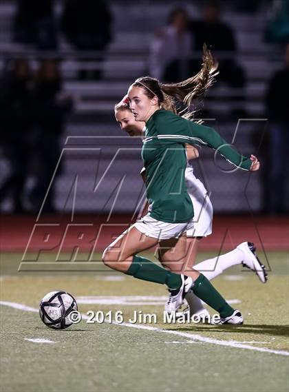 Thumbnail 2 in San Ramon Valley vs. Carondelet (CIF NCS D1 Final) photogallery.