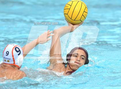 Thumbnail 1 in Claremont vs. Roosevelt (Bull Run Tournament) photogallery.