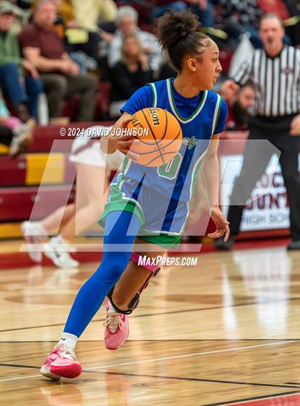 Thumbnail 2 in Rocky Mountain vs. Doherty (CHSAA 6A Round 1) photogallery.