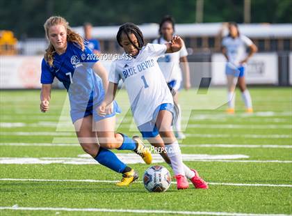 Thumbnail 2 in Hopewell @ York (VHSL Class 3 Region A Semifinal) photogallery.