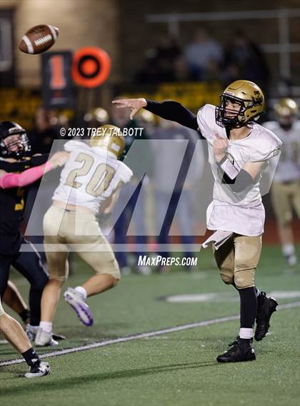 Thumbnail 3 in Dansville/Wayland-Cohocton @ Honeoye Falls-Lima photogallery.