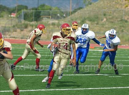 Thumbnail 2 in Questa @ Santa Fe Indian photogallery.