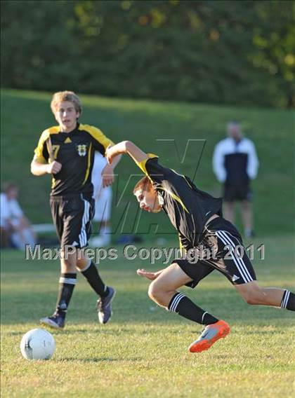 Thumbnail 2 in Souhegan @ Hollis-Brookline photogallery.