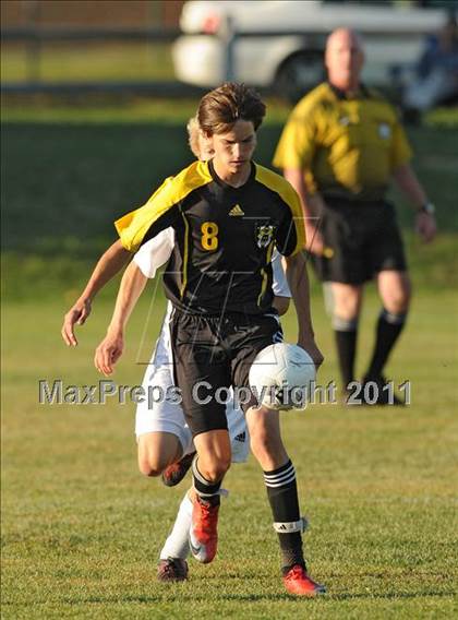 Thumbnail 2 in Souhegan @ Hollis-Brookline photogallery.