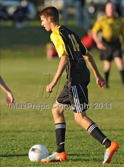 Thumbnail 1 in Souhegan @ Hollis-Brookline photogallery.